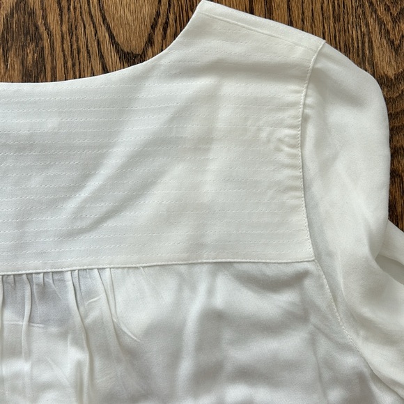 Aritzia Babaton blouse - Picture 3 of 4